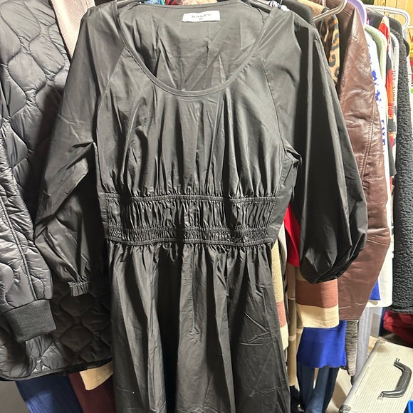 New w/o Tags Brian Bailey Sevillah Dress - Picture 2 of 2